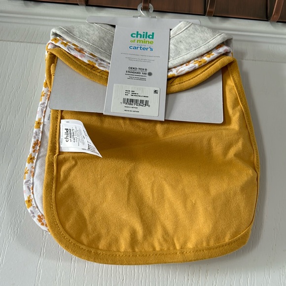 🎉3x HP🎊 🆕NWT Cute 3 Pack of Carter’s Bibs - Picture 2 of 5